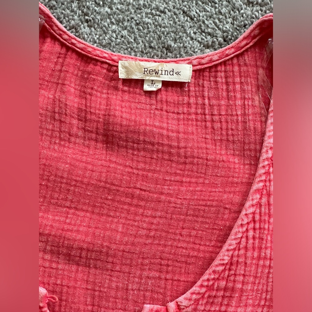 Rewind Coral Textured Ruffle Top - Picture 7 of 10